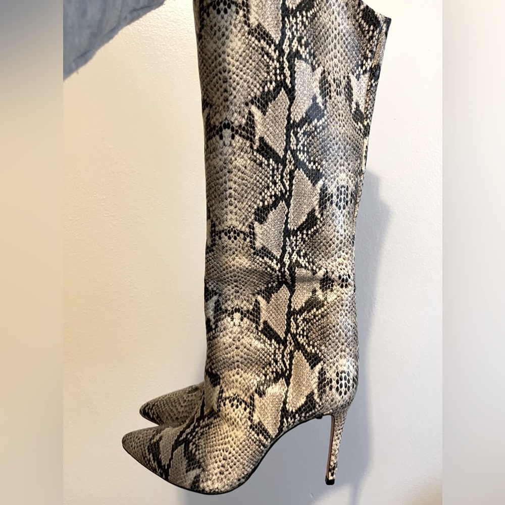 Schutz Knee High Snakeskin Stiletto Boots Size 8.5
